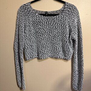 H&M Cropped Black & White Knit Sweater